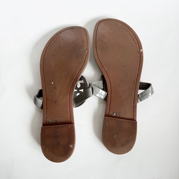 Tory Burch Gray Patent Leather Miller Sandals Size 8.5 - Picture 7 of 8